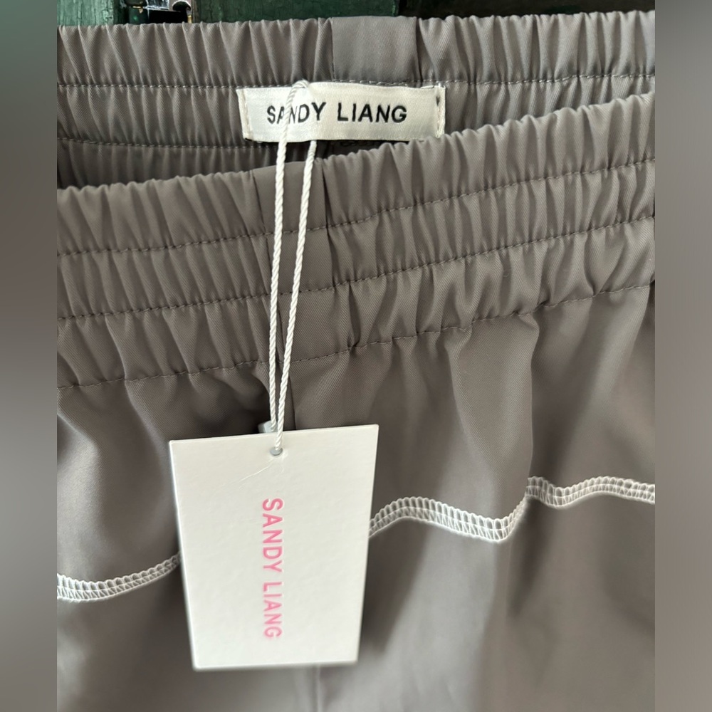 Sandy Liang Gray Lace Trim Women Shorts - Picture 5 of 5